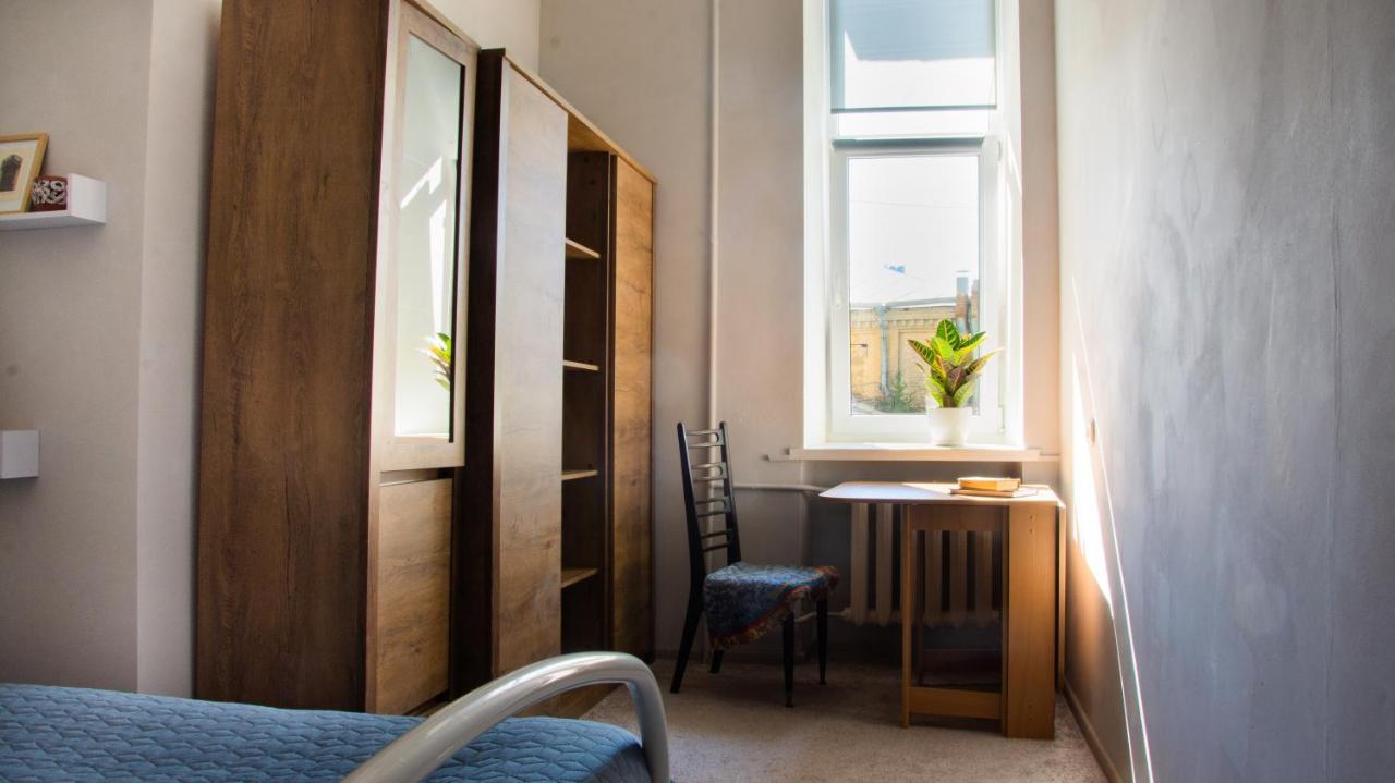 קייב Entire 2-Bedroom Authentic Flat מראה חיצוני תמונה