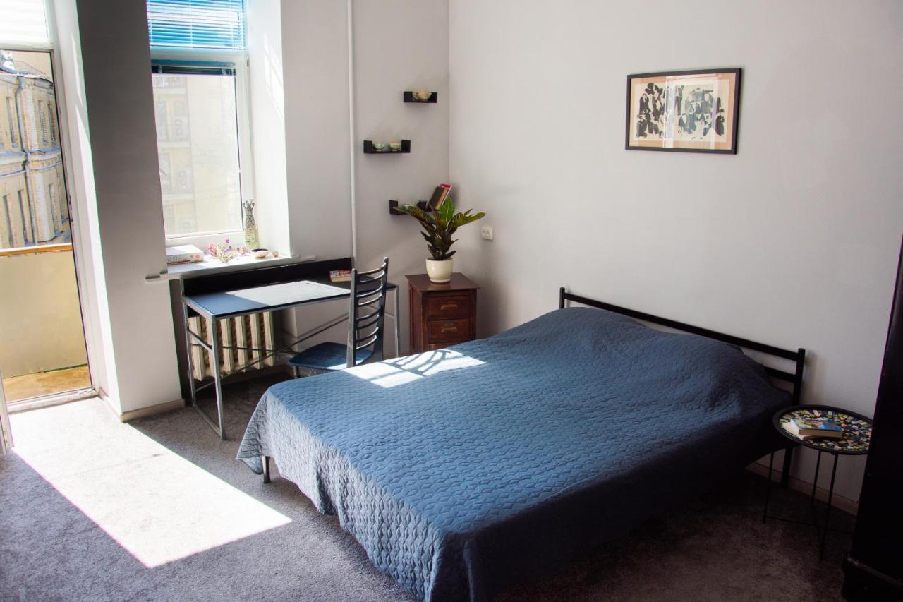 קייב Entire 2-Bedroom Authentic Flat מראה חיצוני תמונה
