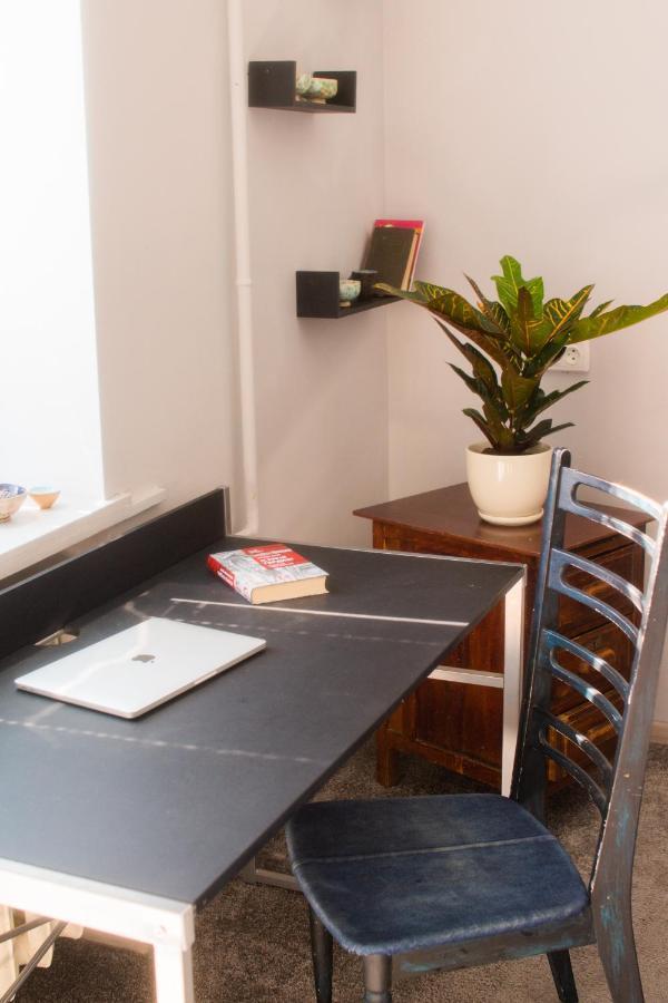 קייב Entire 2-Bedroom Authentic Flat מראה חיצוני תמונה
