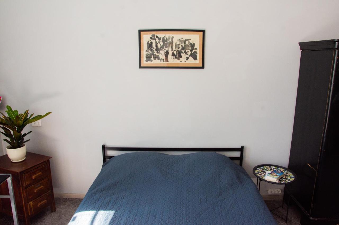 קייב Entire 2-Bedroom Authentic Flat מראה חיצוני תמונה