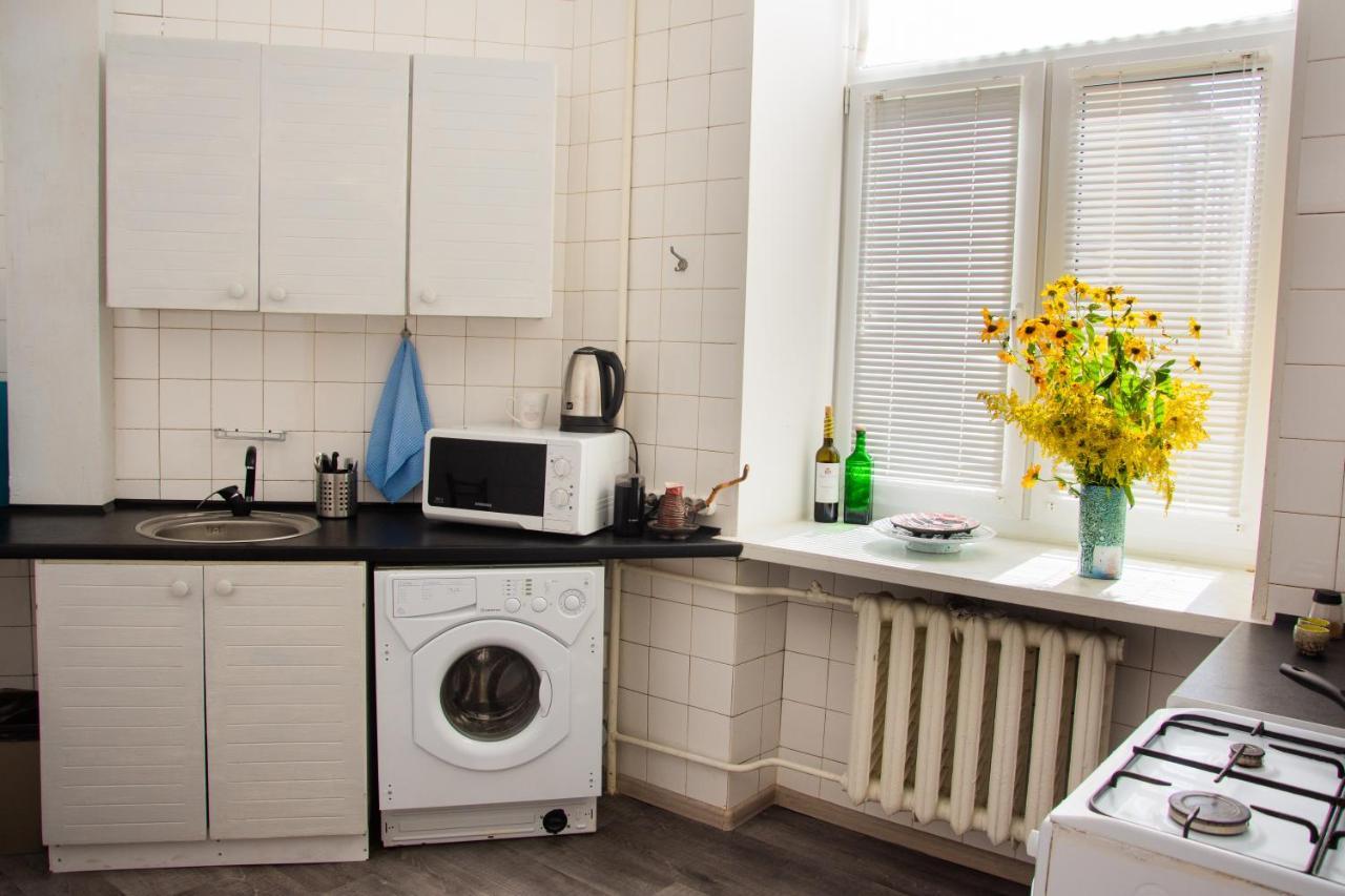 קייב Entire 2-Bedroom Authentic Flat מראה חיצוני תמונה